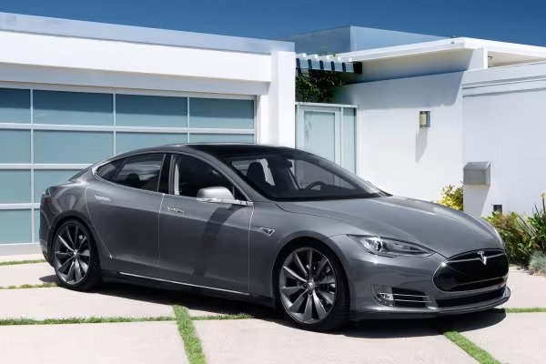 2014 Tesla Model S P85